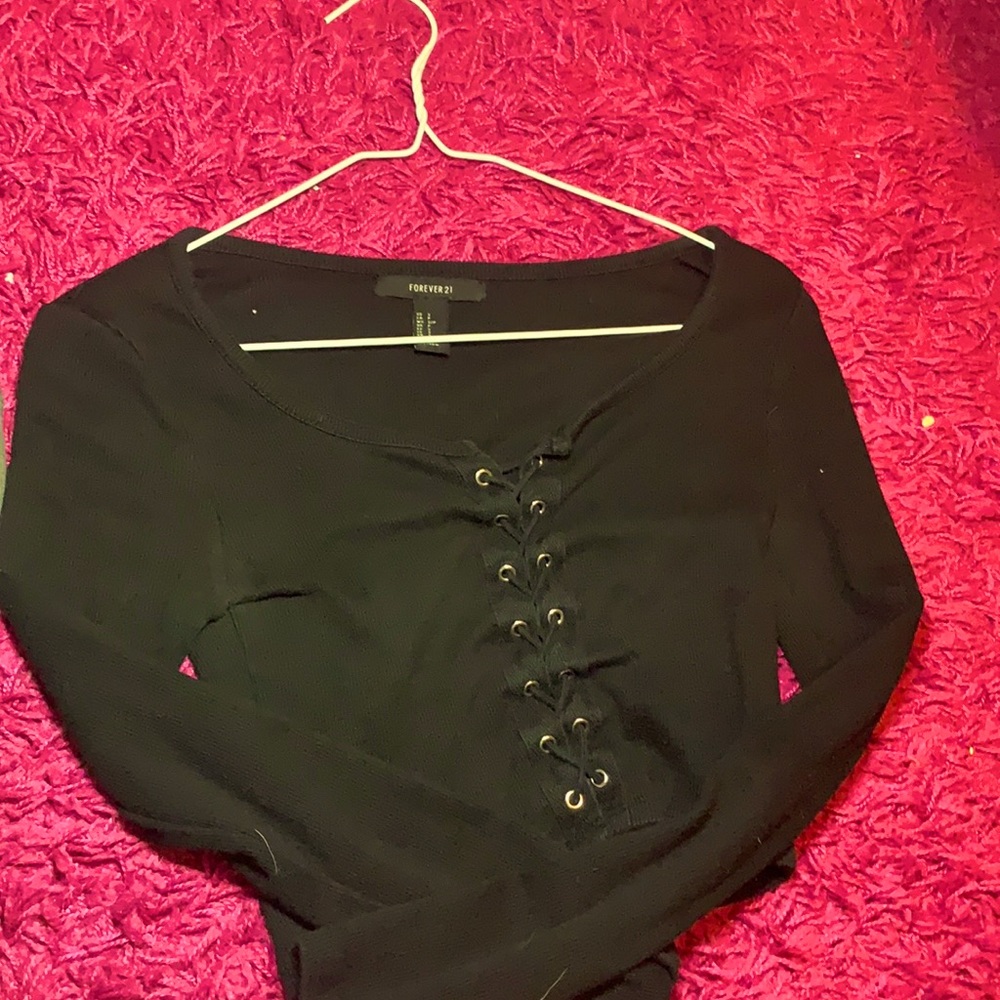 Forever 21 black cris cross top